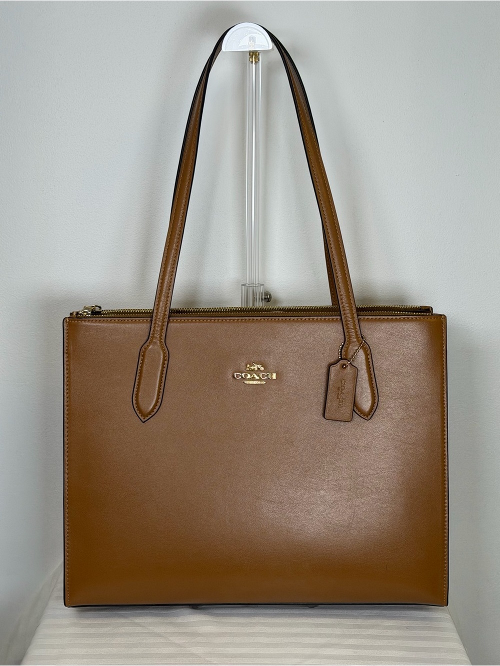 Coach ‘Nina’ Carryall Tote Light Saddle Brown Leather - Picture 3 of 17